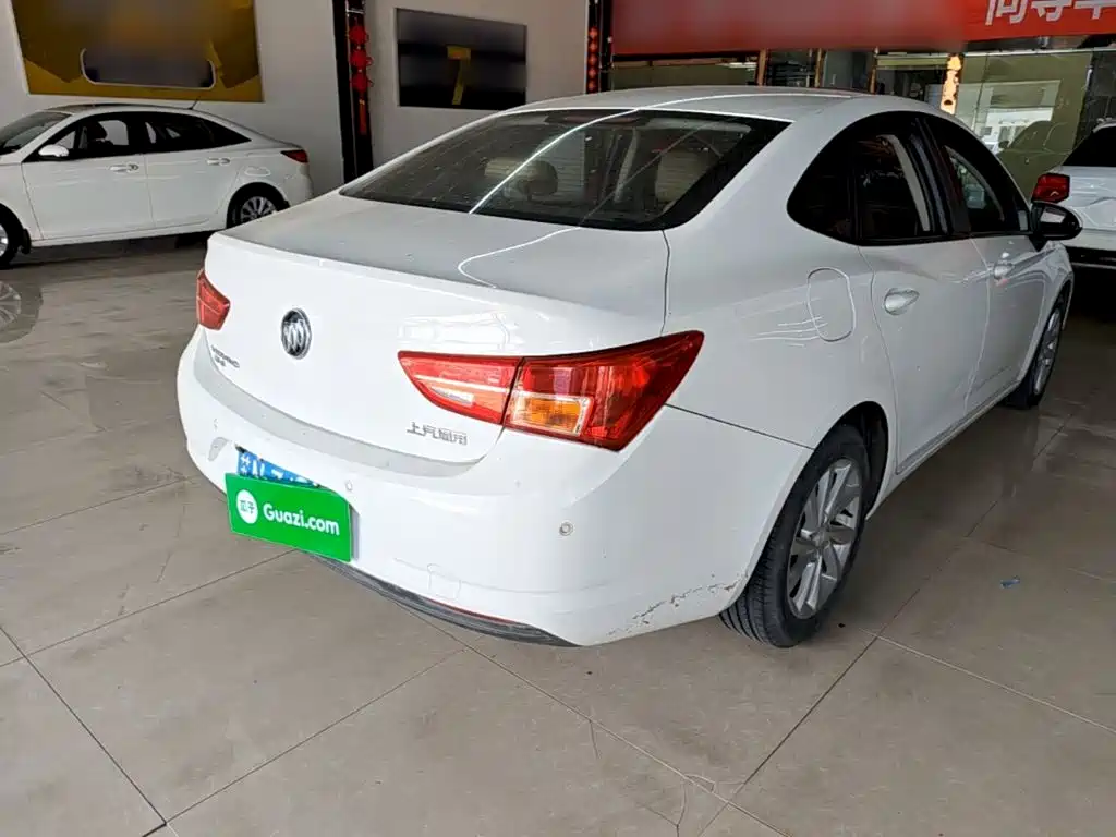Buick Verano — миниатюра 7