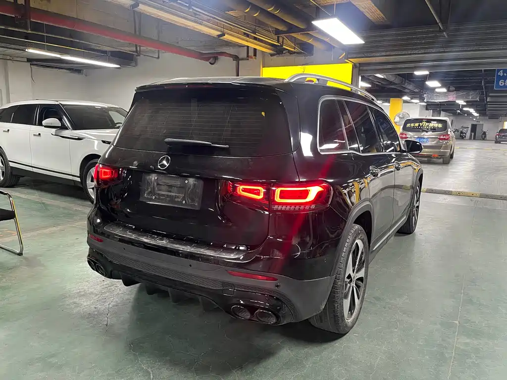 Mercedes-Benz GLB — миниатюра 9