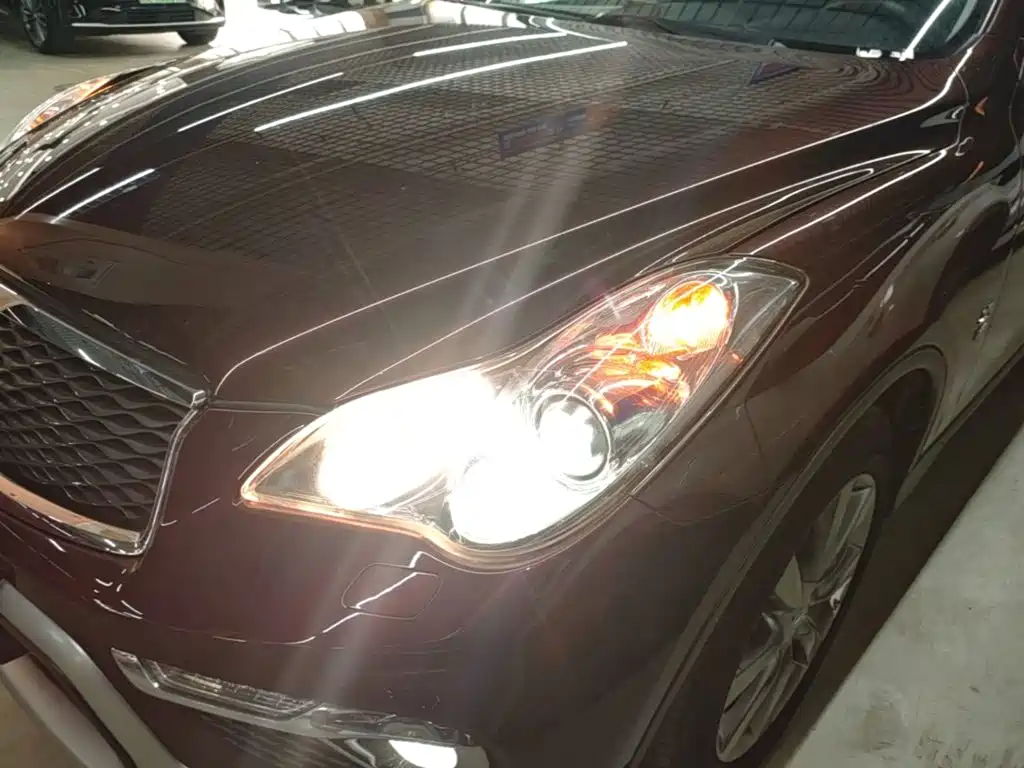 Infiniti QX50 — миниатюра 24