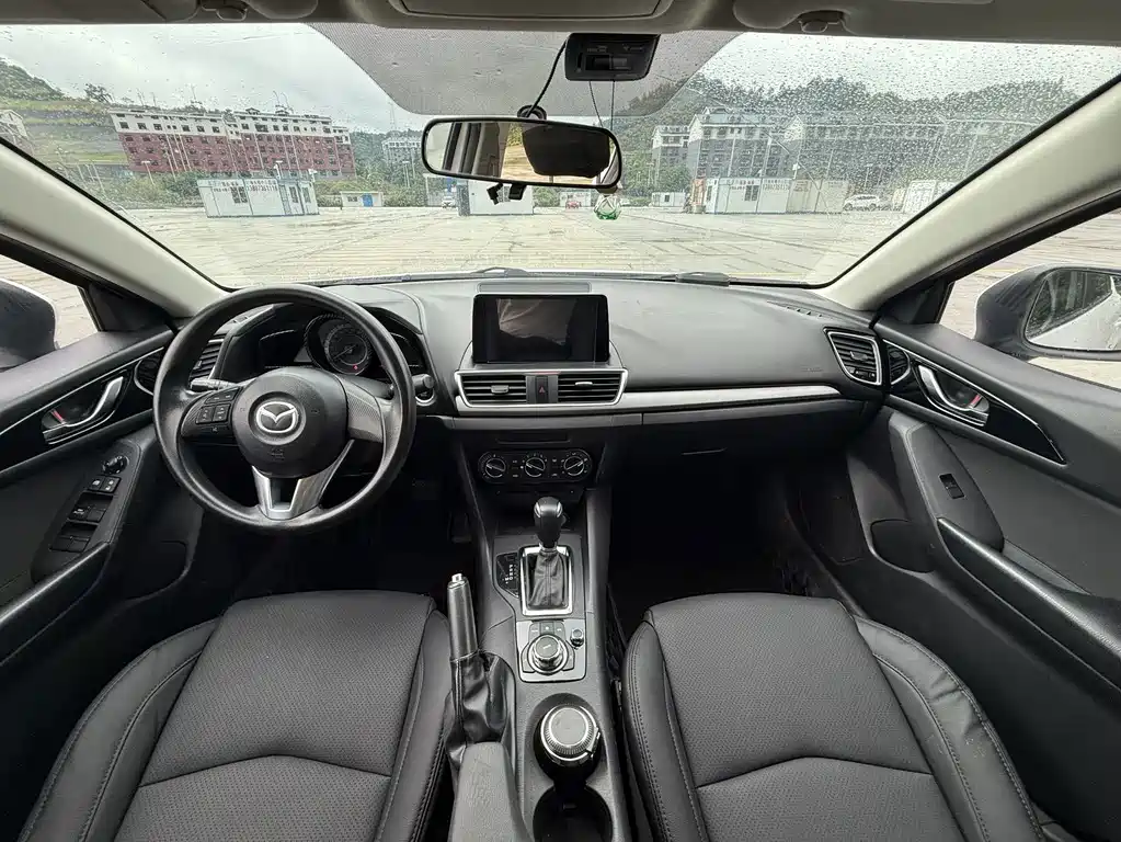 Mazda 3 Axela — миниатюра 4