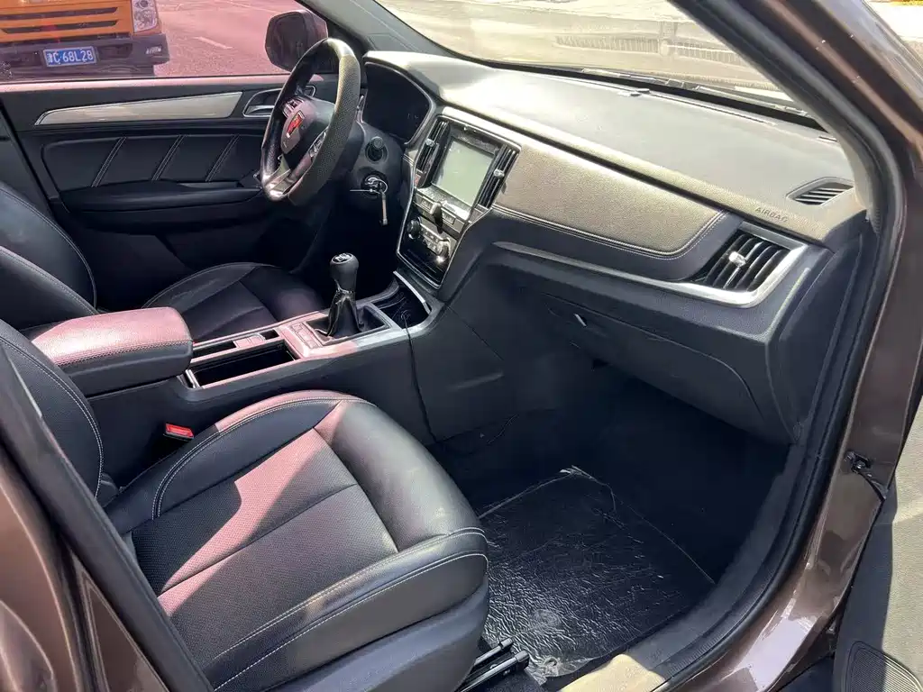 Roewe RX5 — миниатюра 26