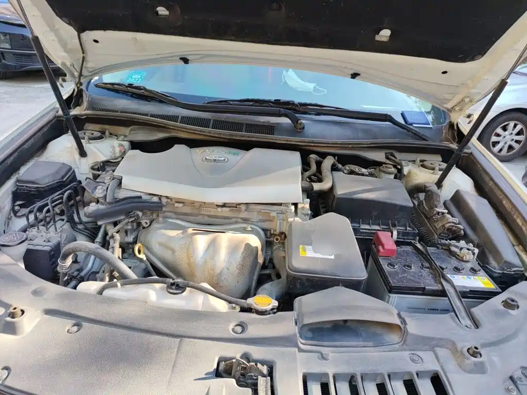 Toyota Camry — миниатюра 16