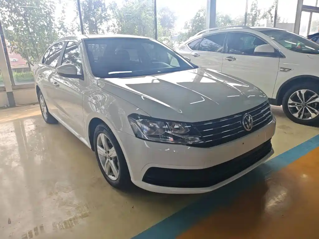 Volkswagen Lavida — миниатюра 4