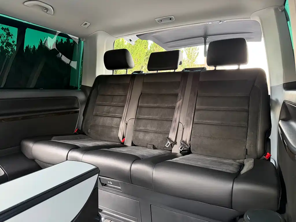 Volkswagen Multivan — миниатюра 15