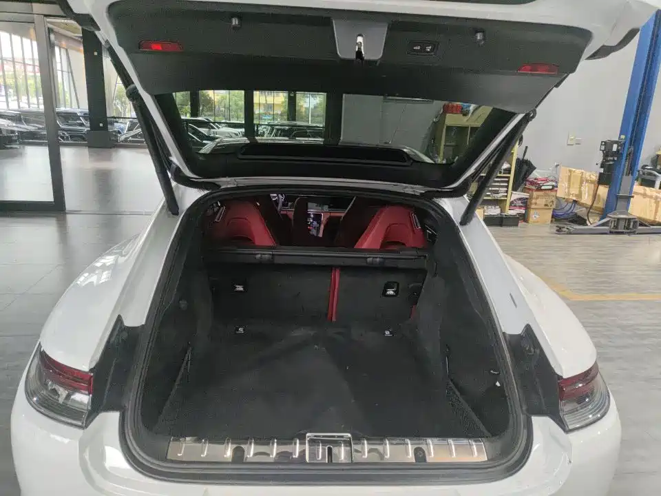 Porsche Panamera — миниатюра 9