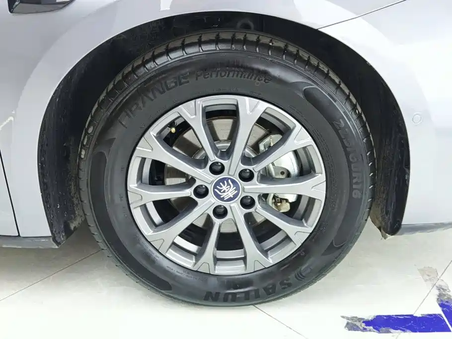 BYD Qin L — миниатюра 6