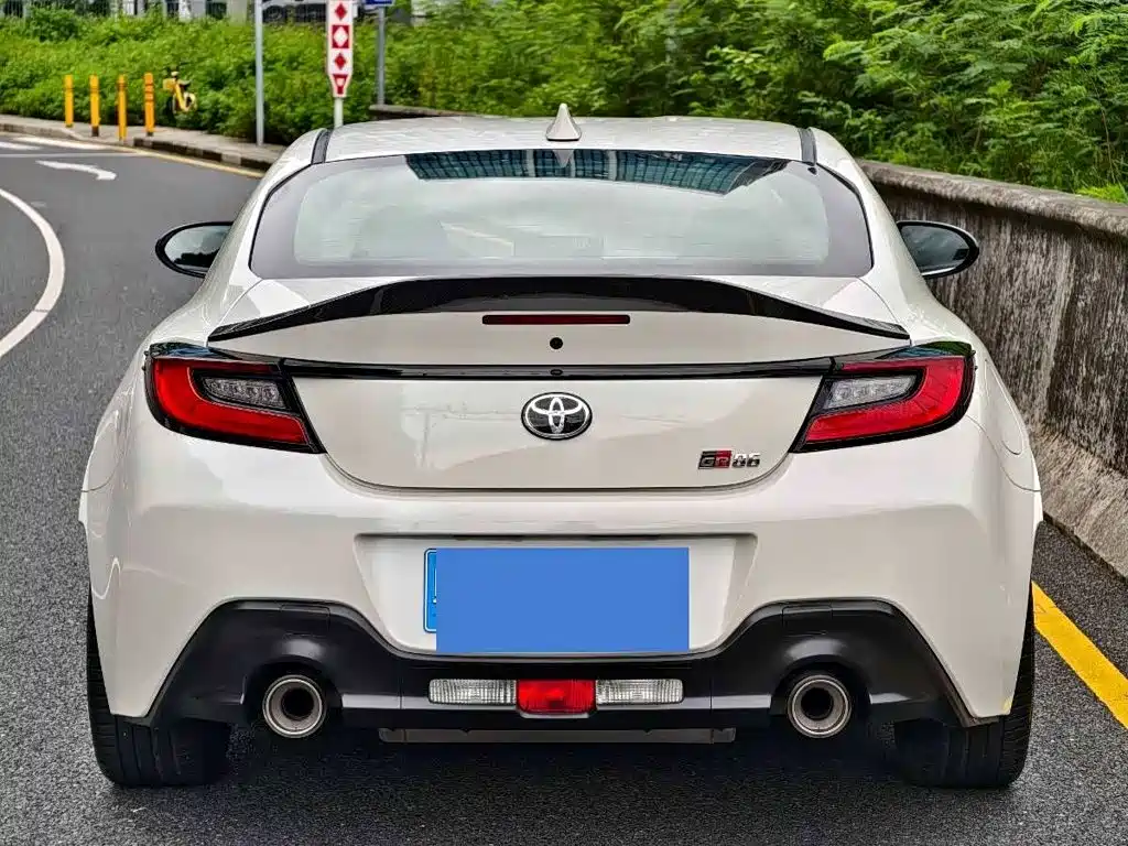 Toyota 86 — миниатюра 12