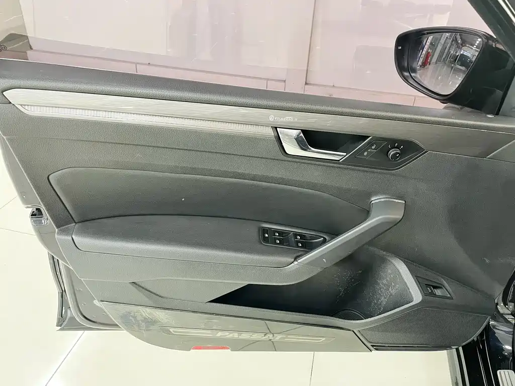 Volkswagen Passat — миниатюра 13