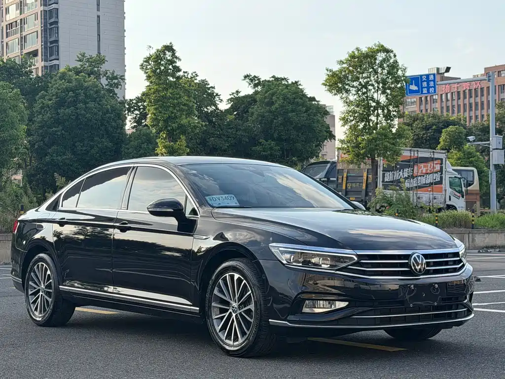 Volkswagen Magotan — миниатюра 2