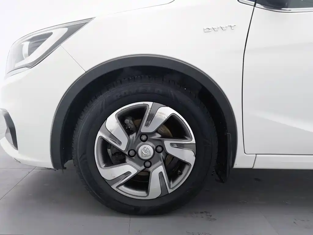 Baojun 310W — миниатюра 17