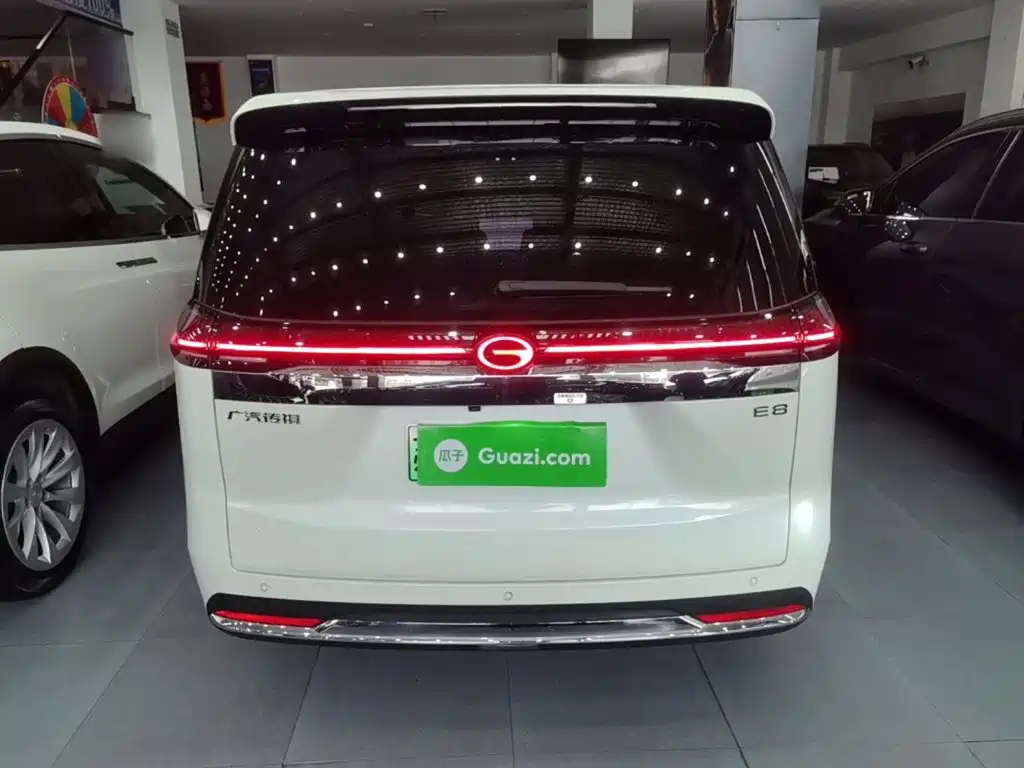 GAC Motor Trumpchi E8 PHEV — миниатюра 6