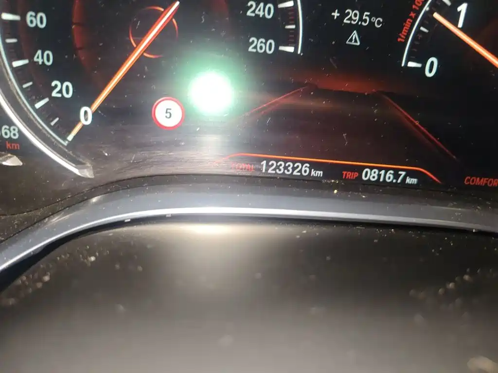 BMW 7 Series — миниатюра 5