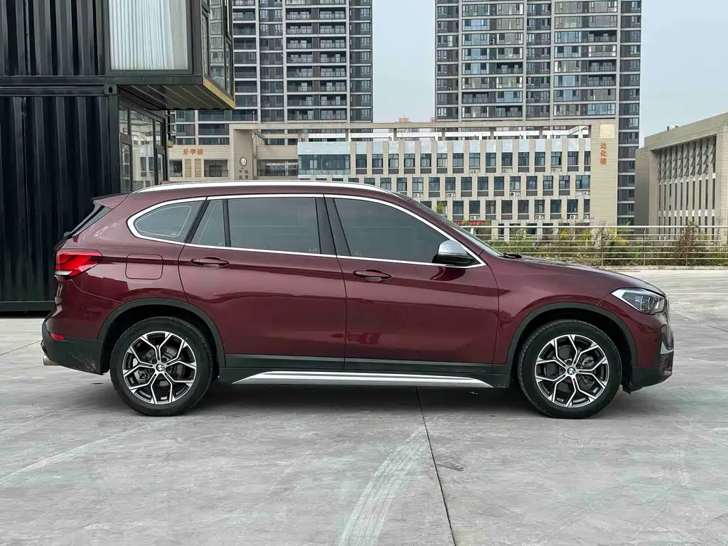 BMW X1 — миниатюра 6