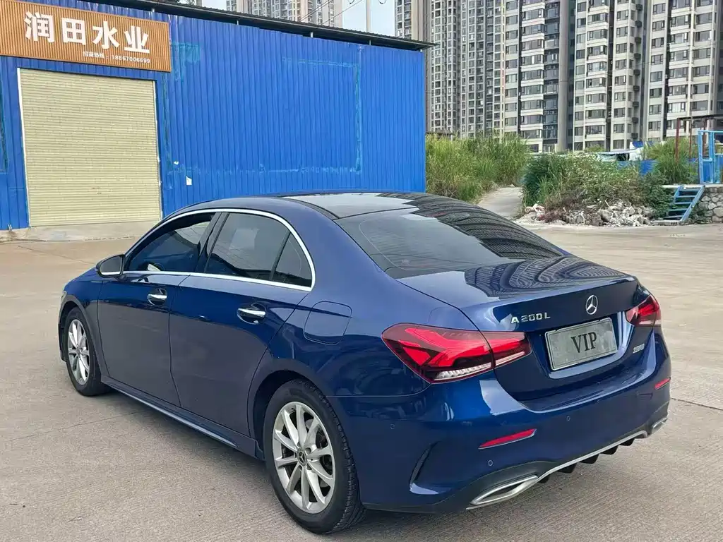 Mercedes-Benz A-Class — миниатюра 6