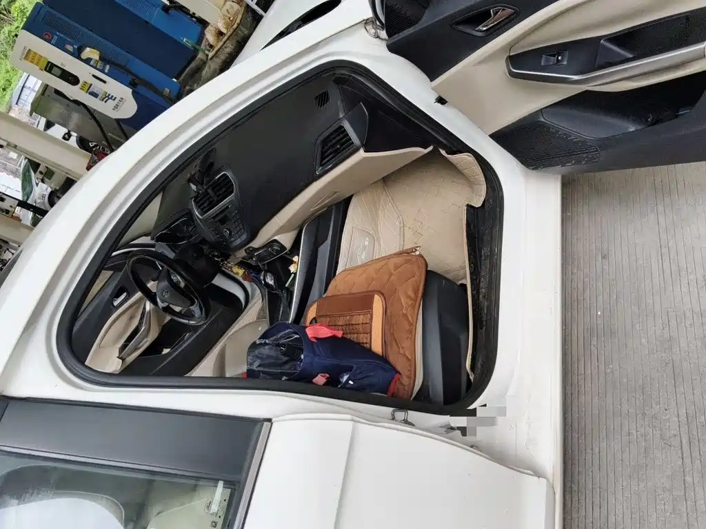 Ford Escort — миниатюра 19