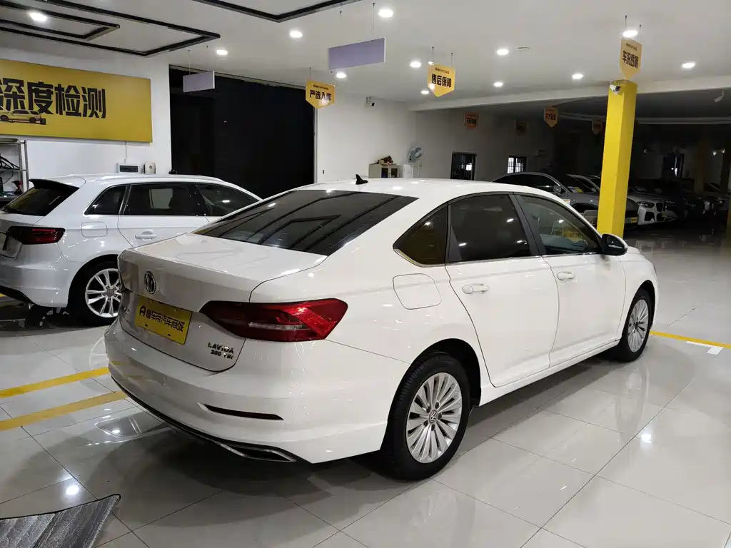 Volkswagen Lavida — миниатюра 5