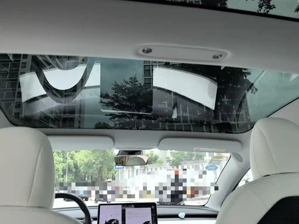 Tesla Model 3 — миниатюра 14