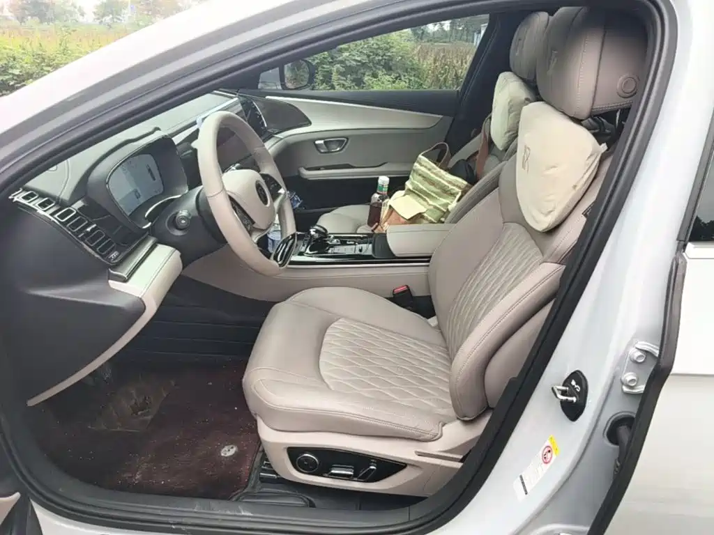 BYD Han — миниатюра 15