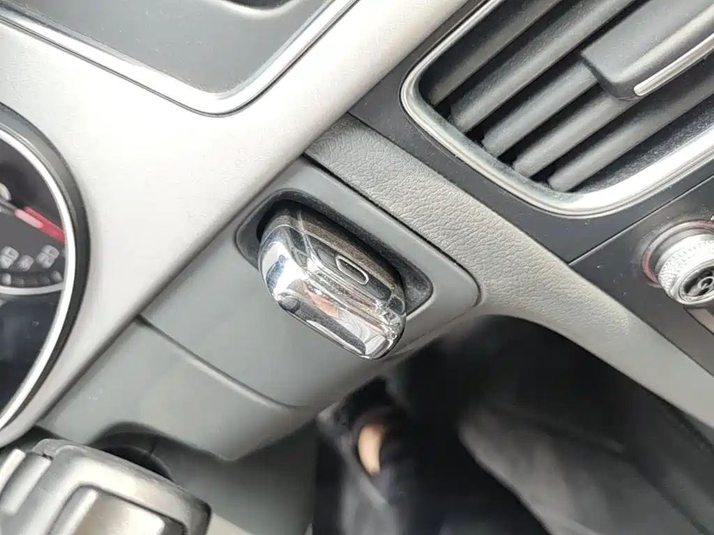 Audi A4L — миниатюра 9