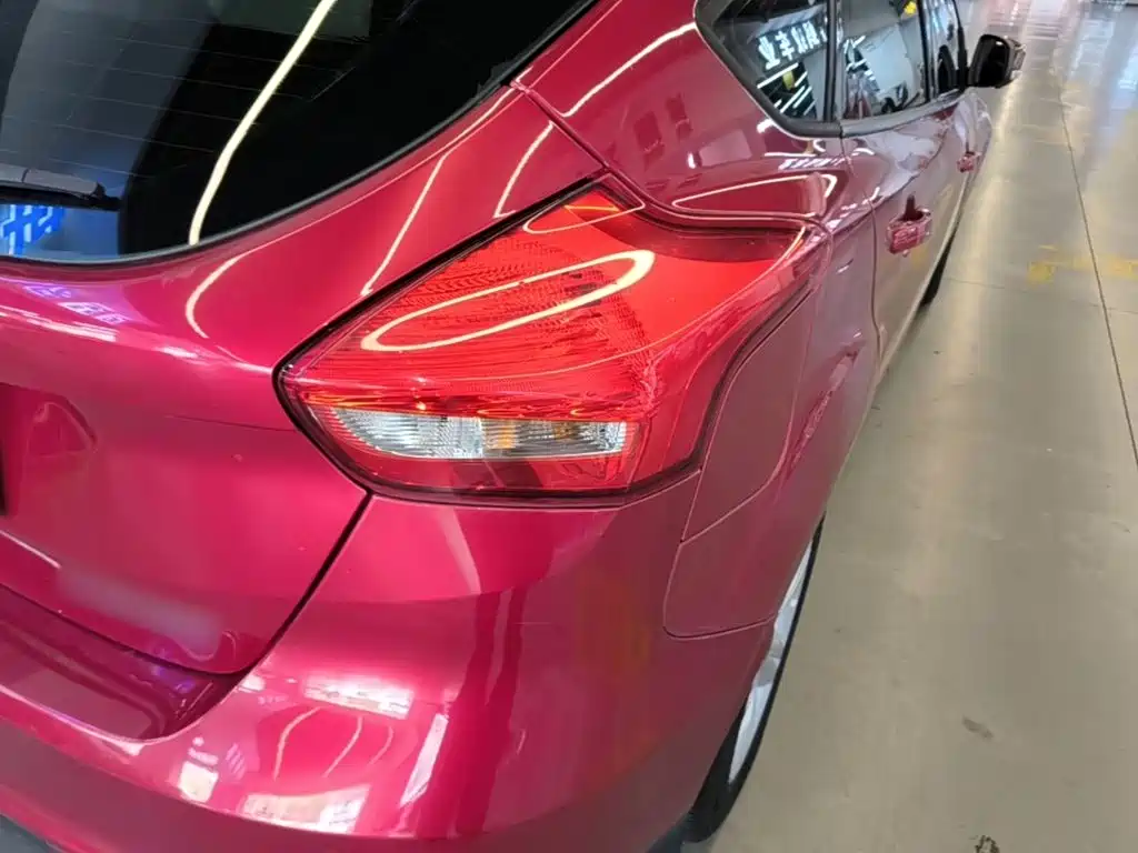 Ford Focus — миниатюра 8