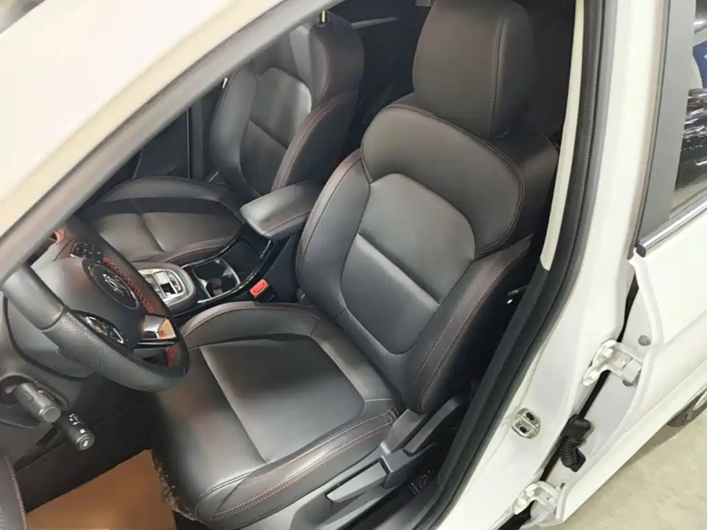 MG ZS — миниатюра 15