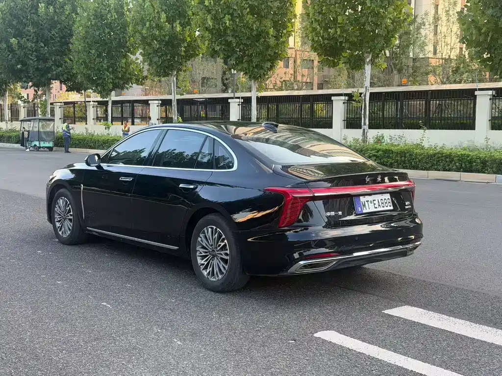 Hongqi Hongqi H5 — миниатюра 9
