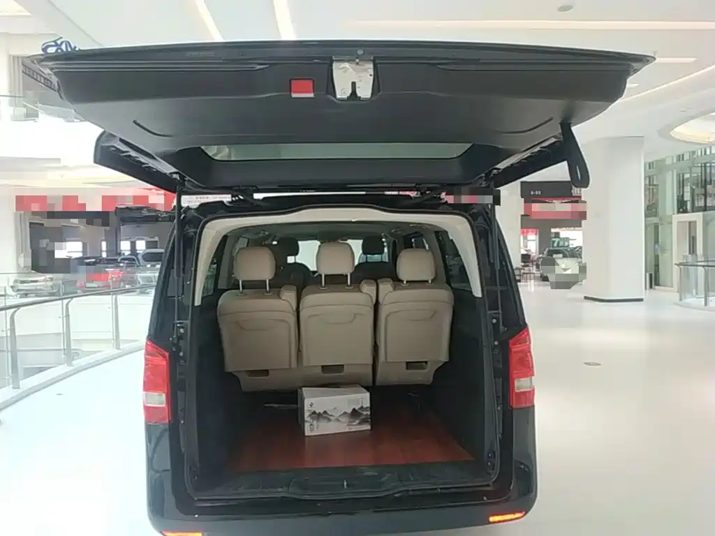 Mercedes-Benz Vito — миниатюра 19