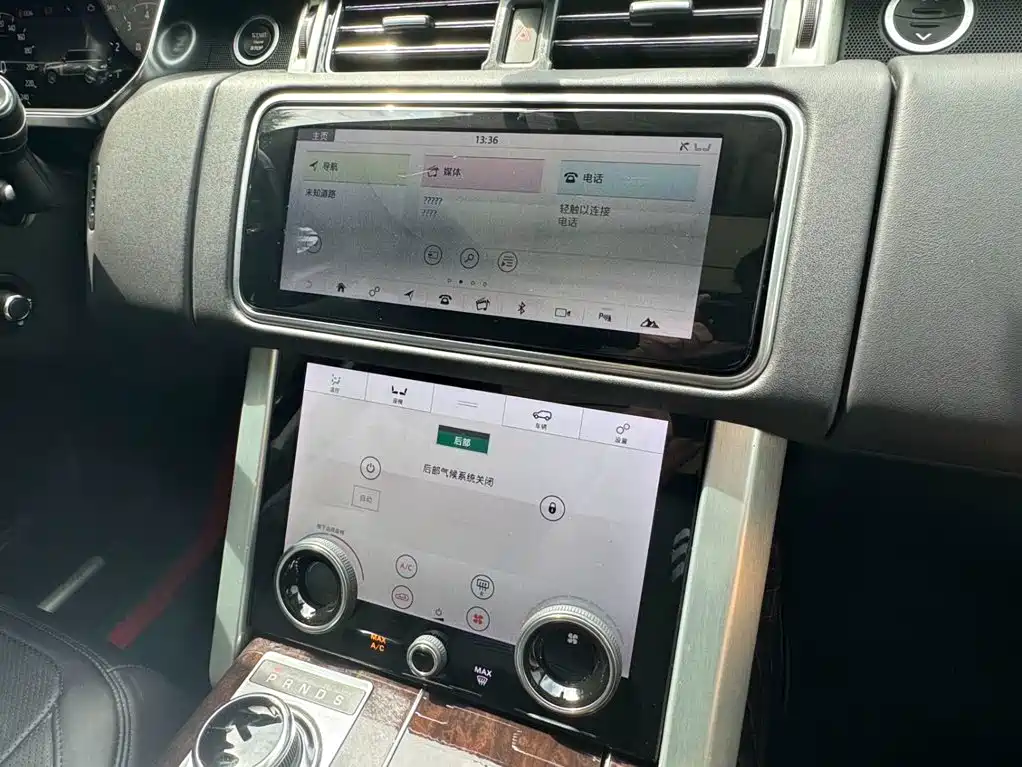Land Rover Range Rover — миниатюра 25