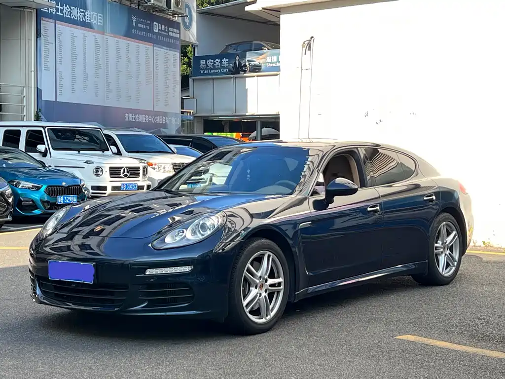 Porsche Panamera — миниатюра 2