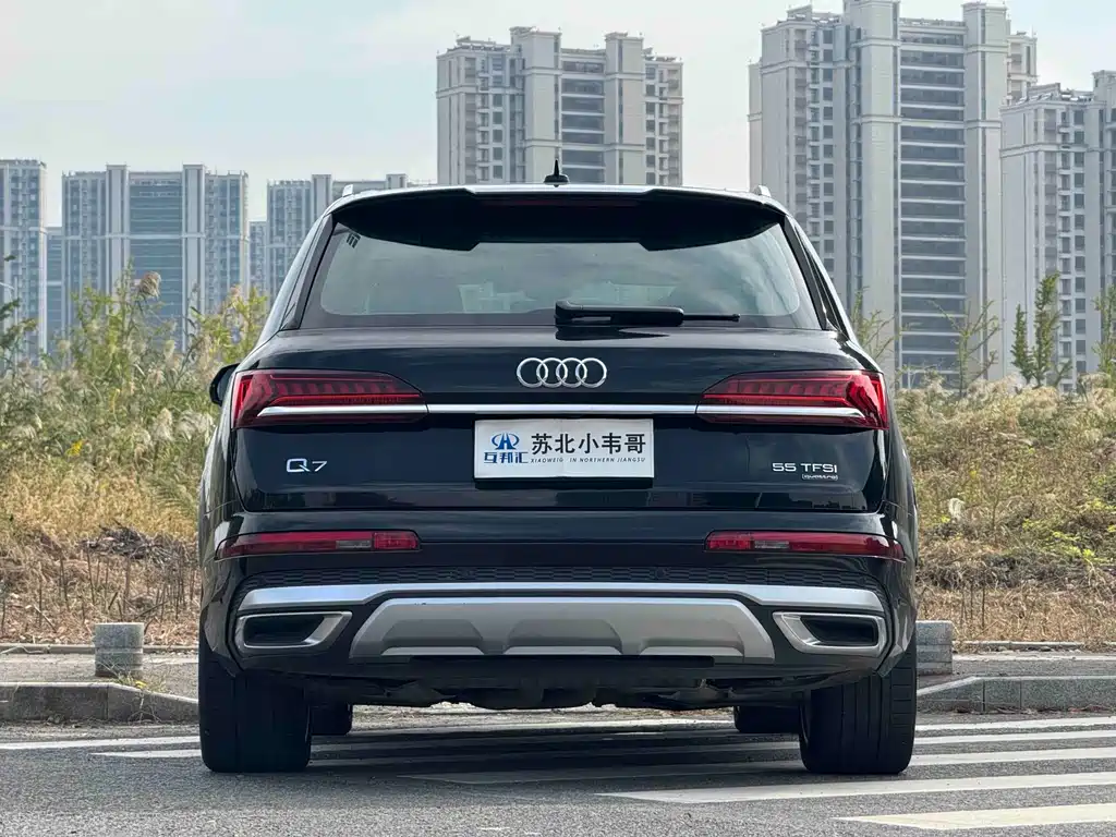 Audi Q7 — миниатюра 5