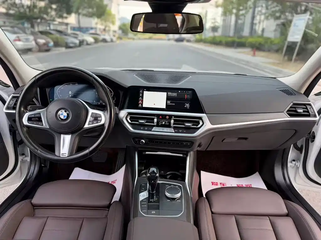 BMW 3 Series — миниатюра 10