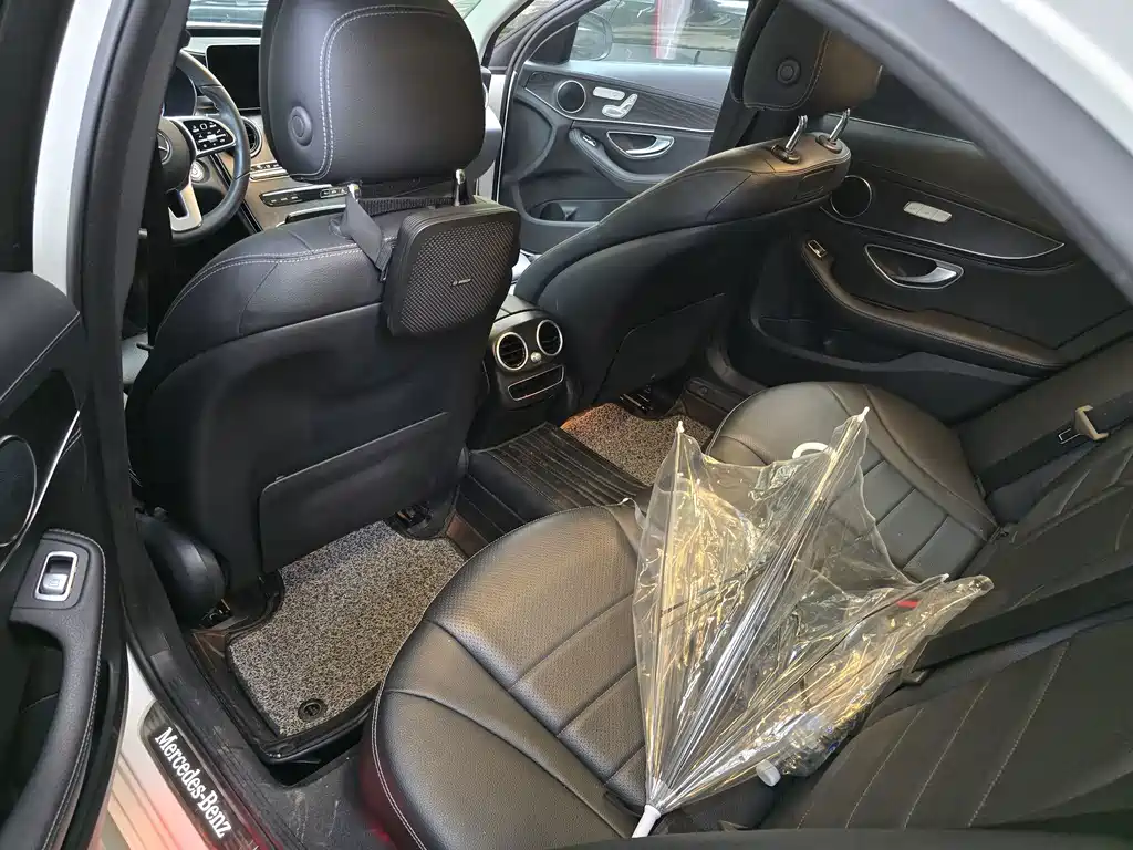 Mercedes-Benz C-Class — миниатюра 7
