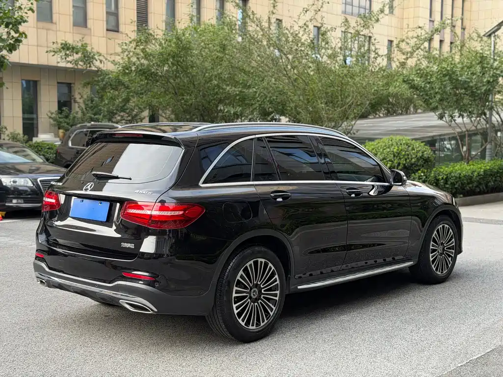 Mercedes-Benz GLC — миниатюра 9