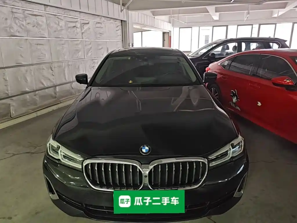 BMW 5 Series — миниатюра 2