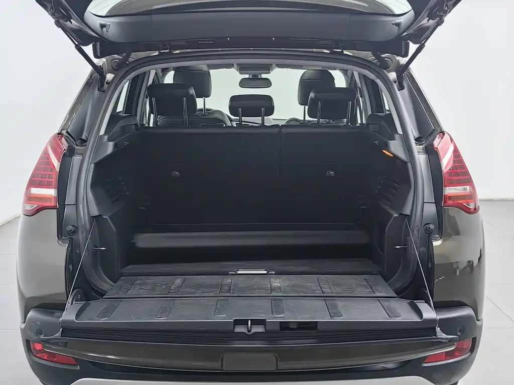 Peugeot 3008 — миниатюра 16
