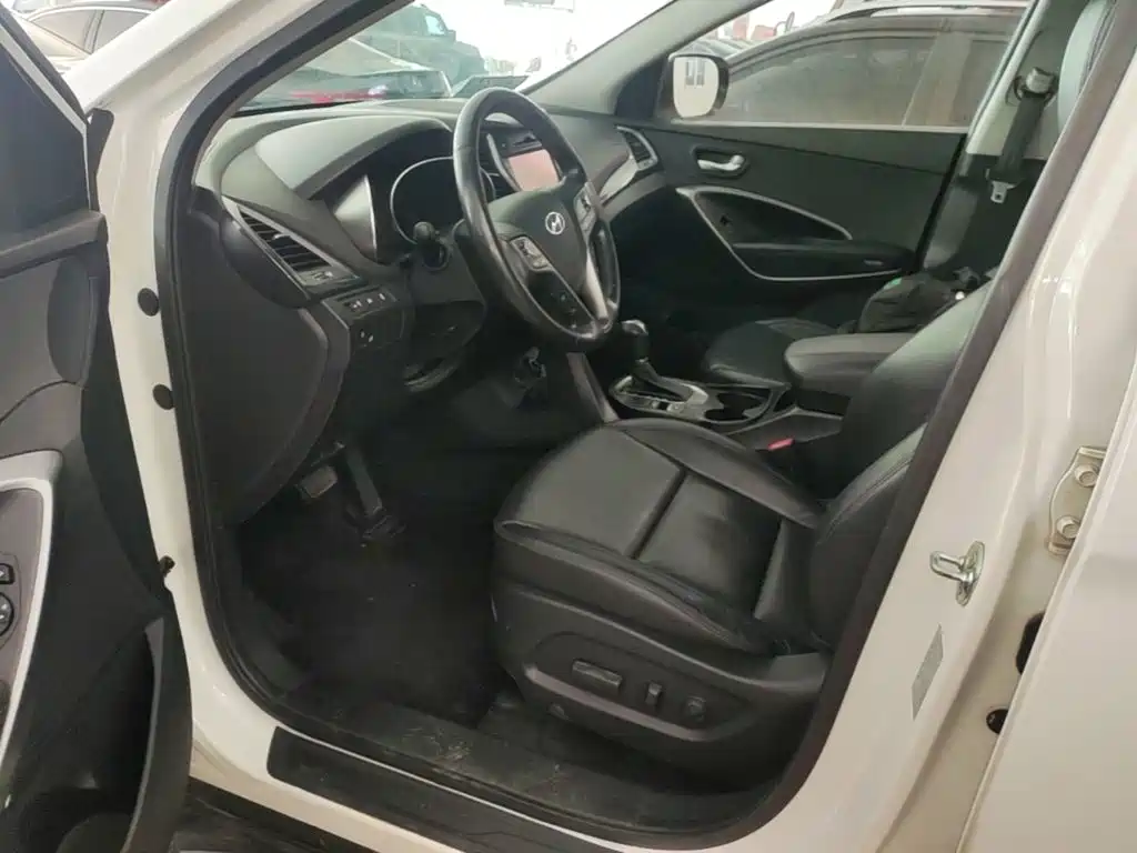 Hyundai Santa Fe — миниатюра 15