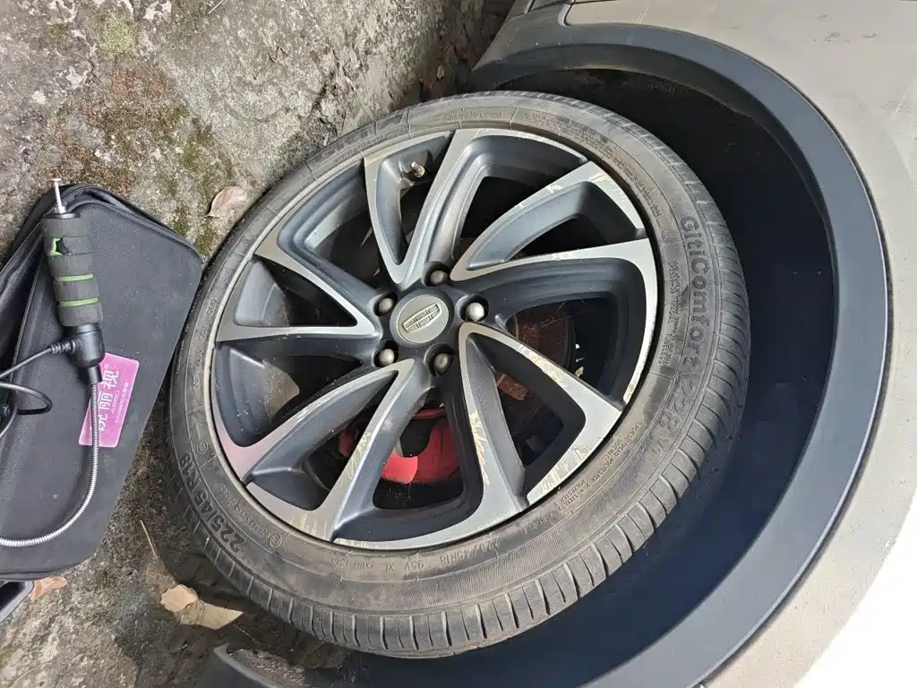 Geely Emgrand GS — миниатюра 24