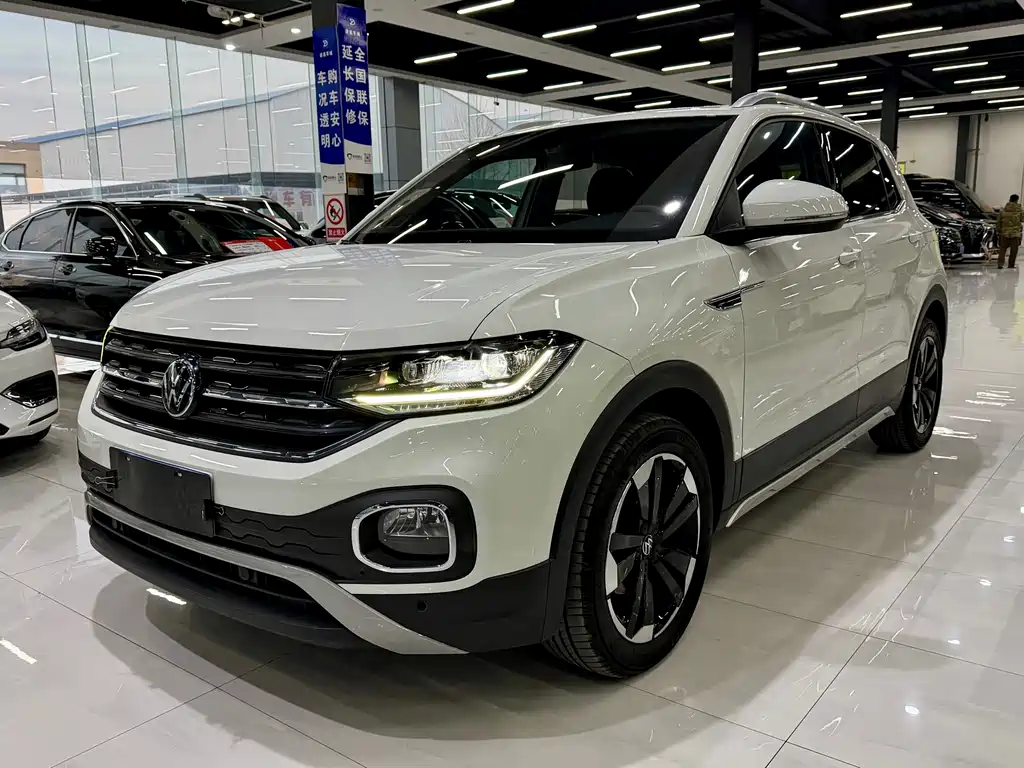 VOLKSWAGEN EXPLORING THE SHADOW