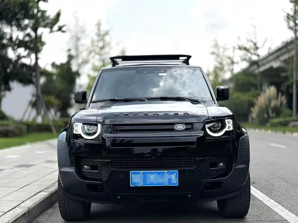Land Rover Defender — миниатюра 2