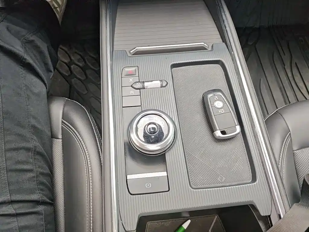 Ford Mondeo — миниатюра 14