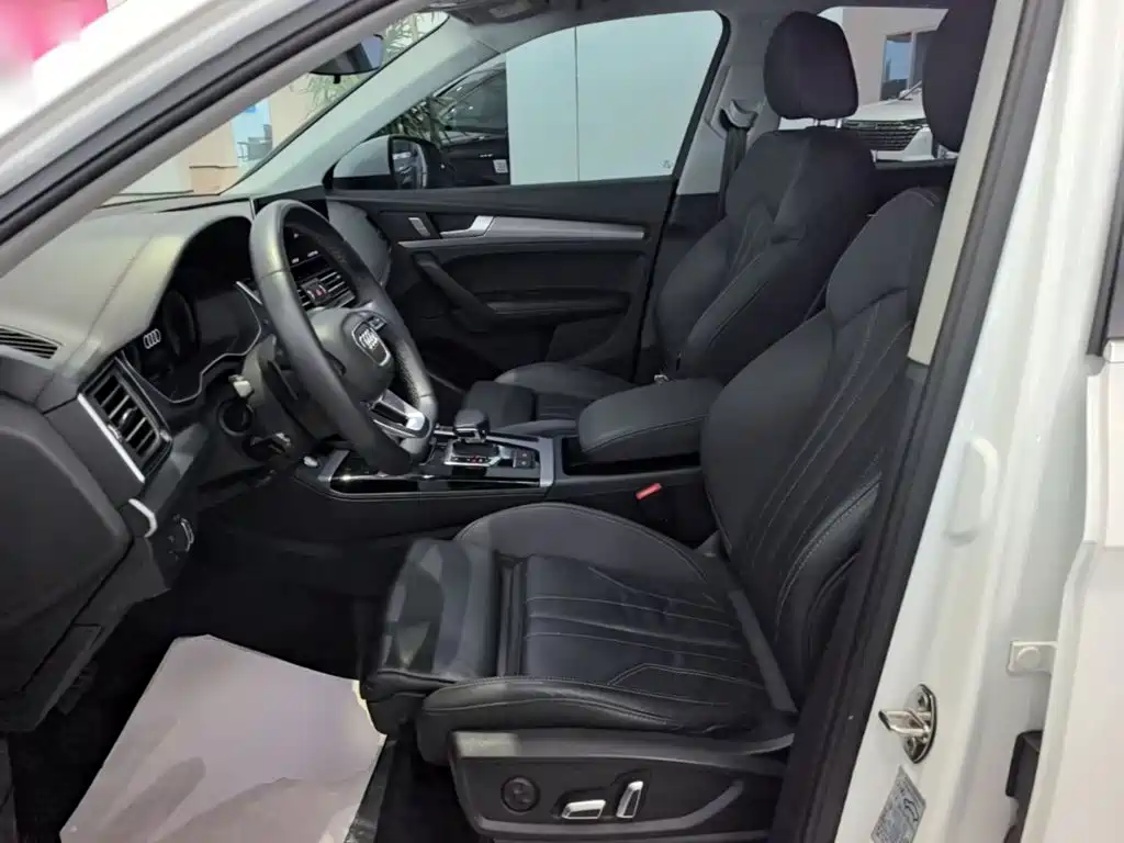 Audi Q5L — миниатюра 15