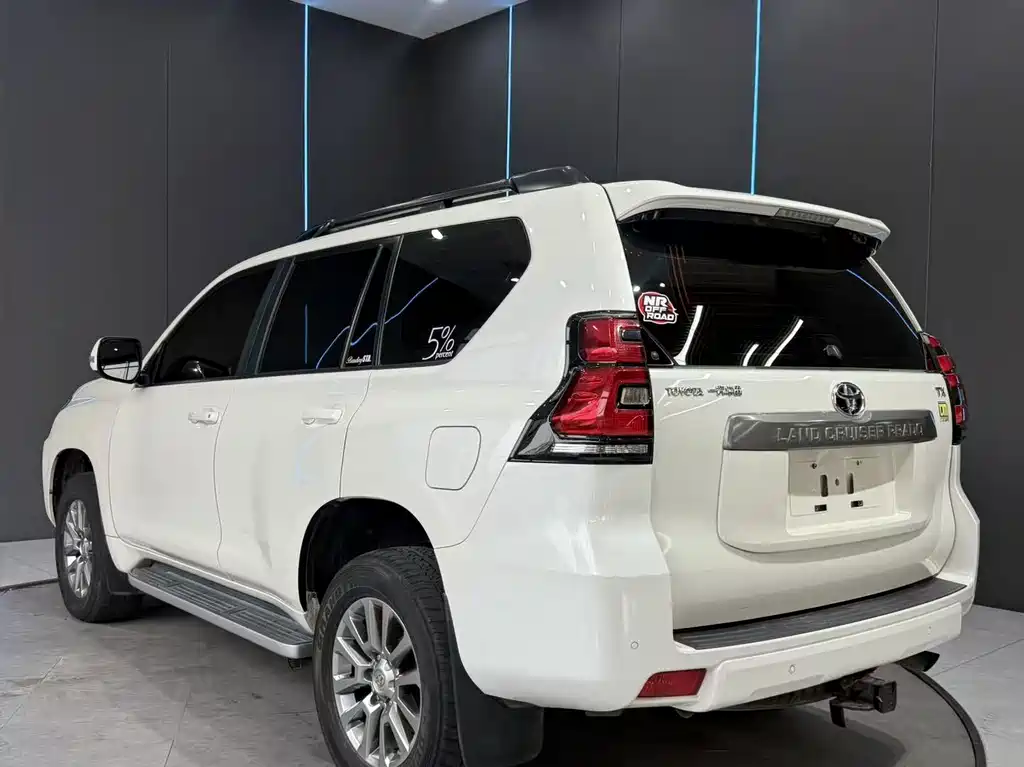 Toyota Prado — миниатюра 8