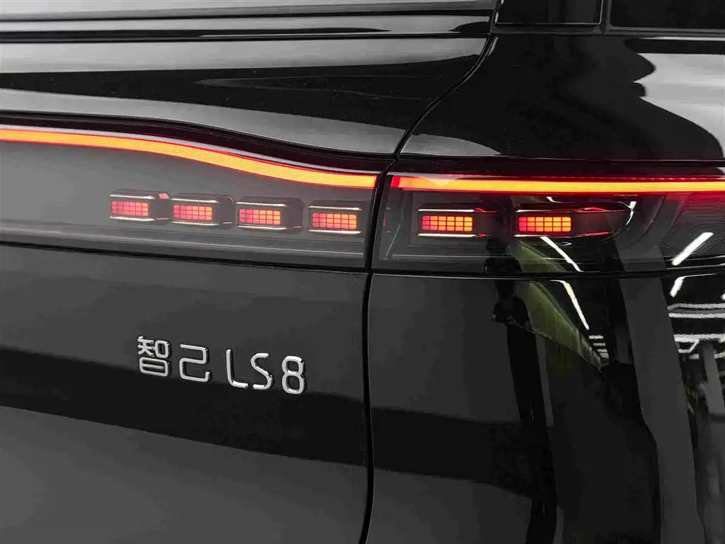IM IM LS8 — миниатюра 19