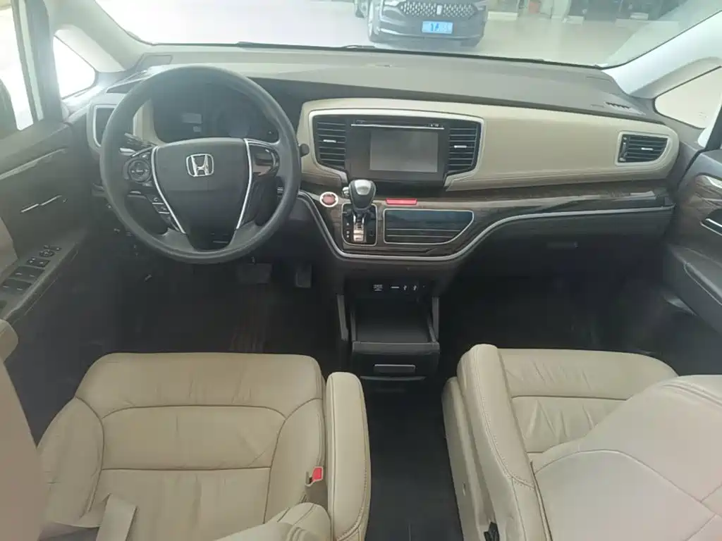 Honda Odyssey — миниатюра 10