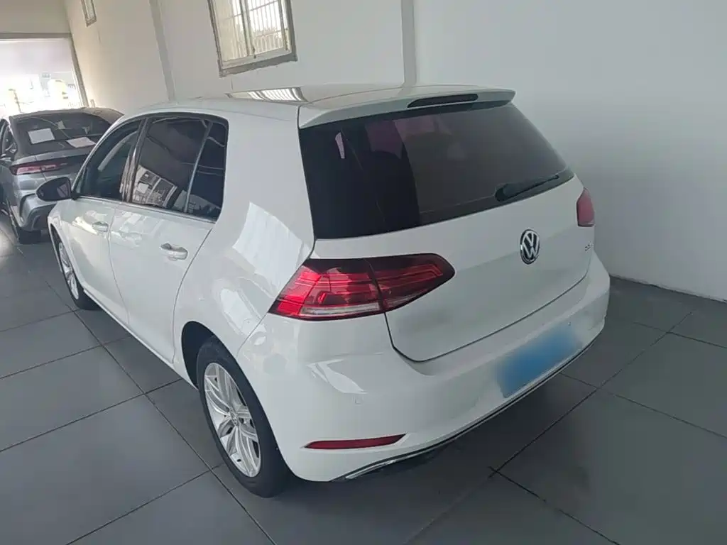 Volkswagen Golf — миниатюра 5