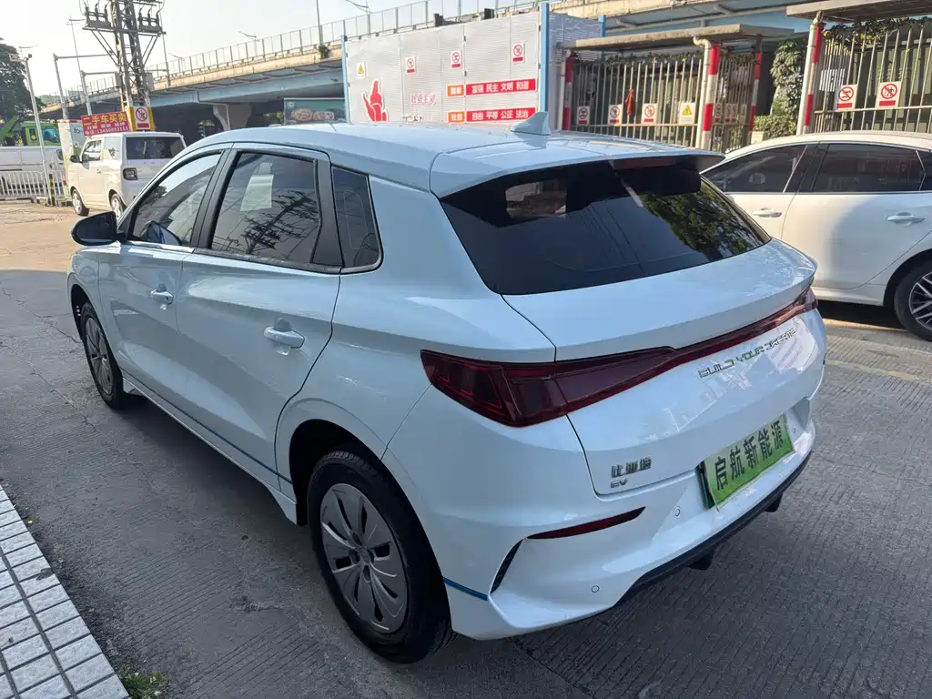 BYD e2 — миниатюра 9