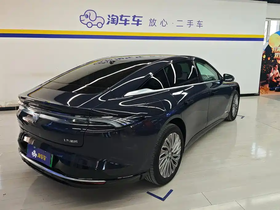 Buick Electra L7 — миниатюра 3