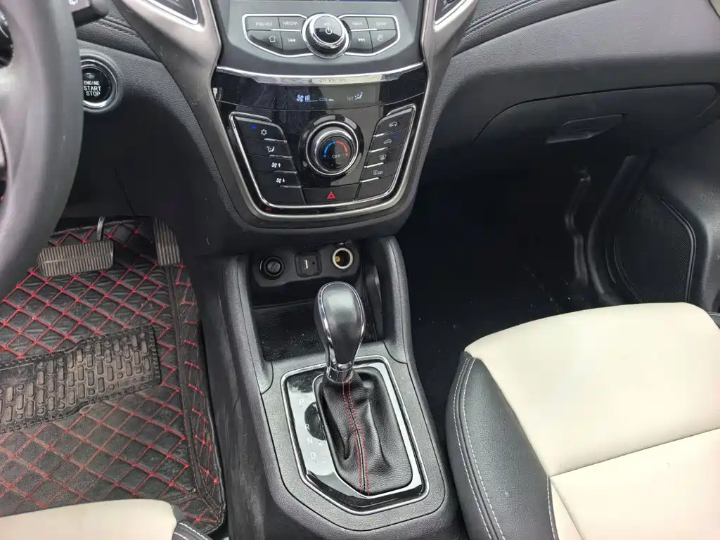 Changan CS35 — миниатюра 15
