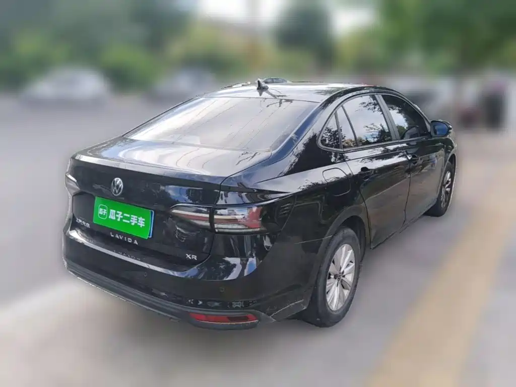 Volkswagen Lavida — миниатюра 4