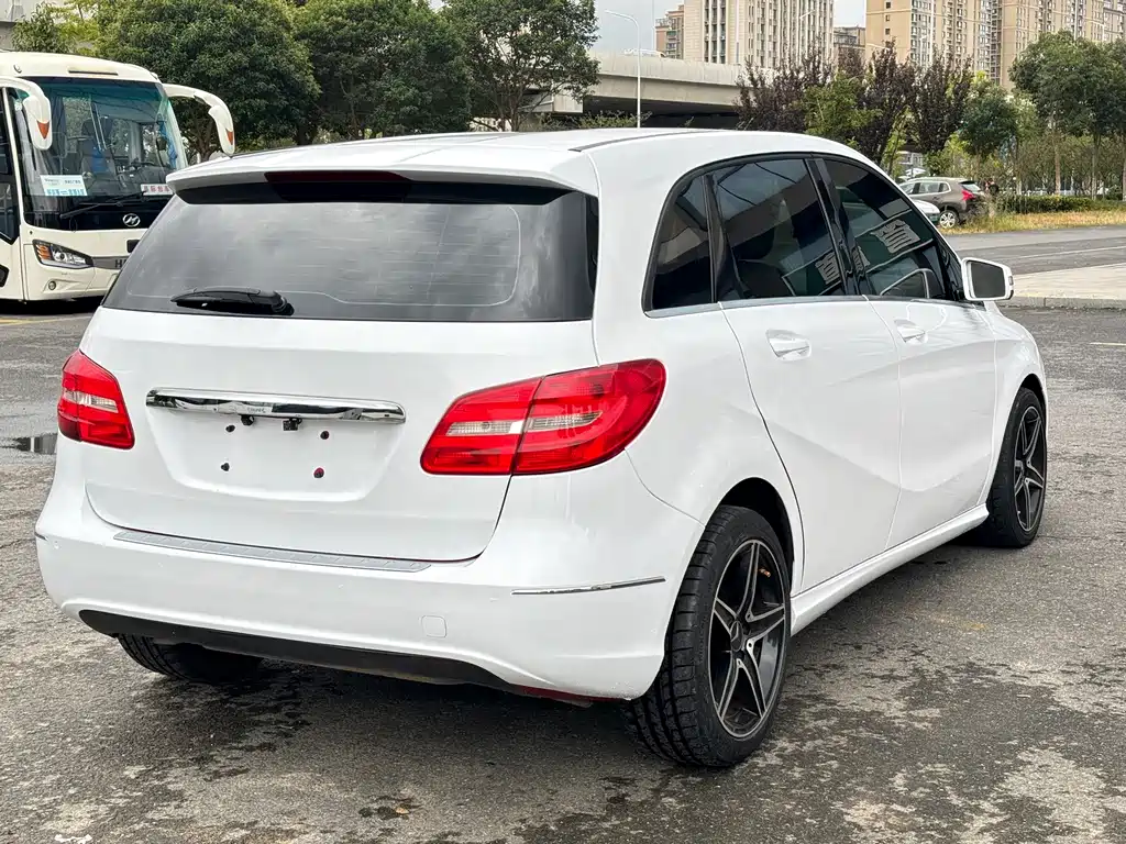 Mercedes-Benz B-Class — миниатюра 5